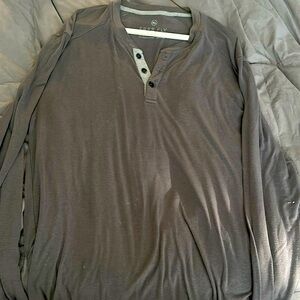 Men’s XL Free Fly Long sleeve Henley
